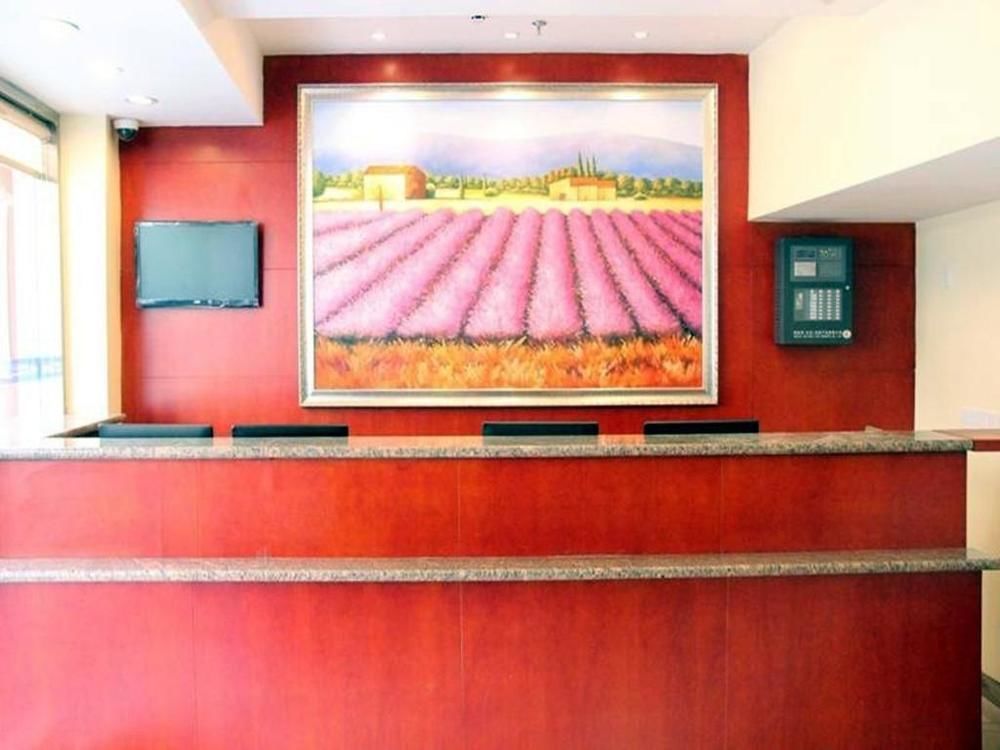 Hanting Express Shanghai Middle Sichuan Road Exterior photo